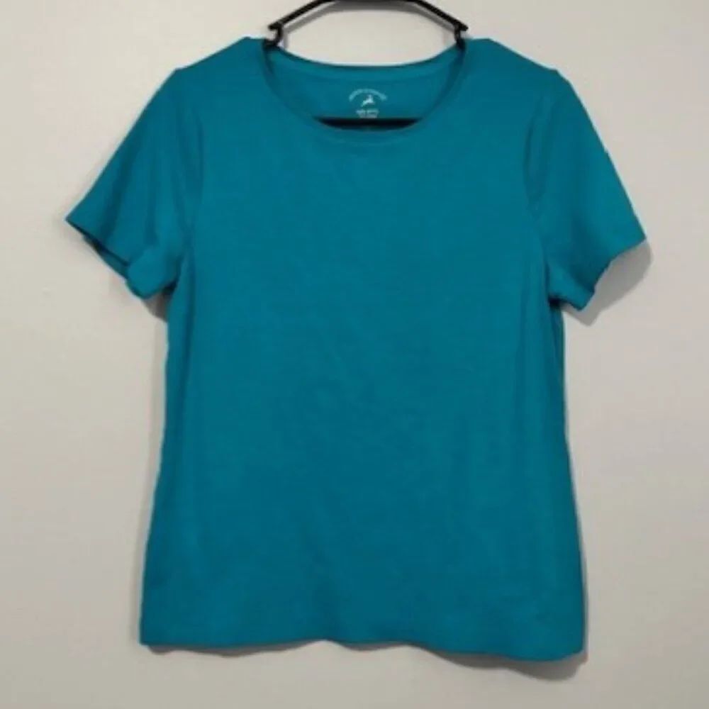 USED Woman's White Stag Short Sleeve Shirt Color Green Size Medium (8-10)